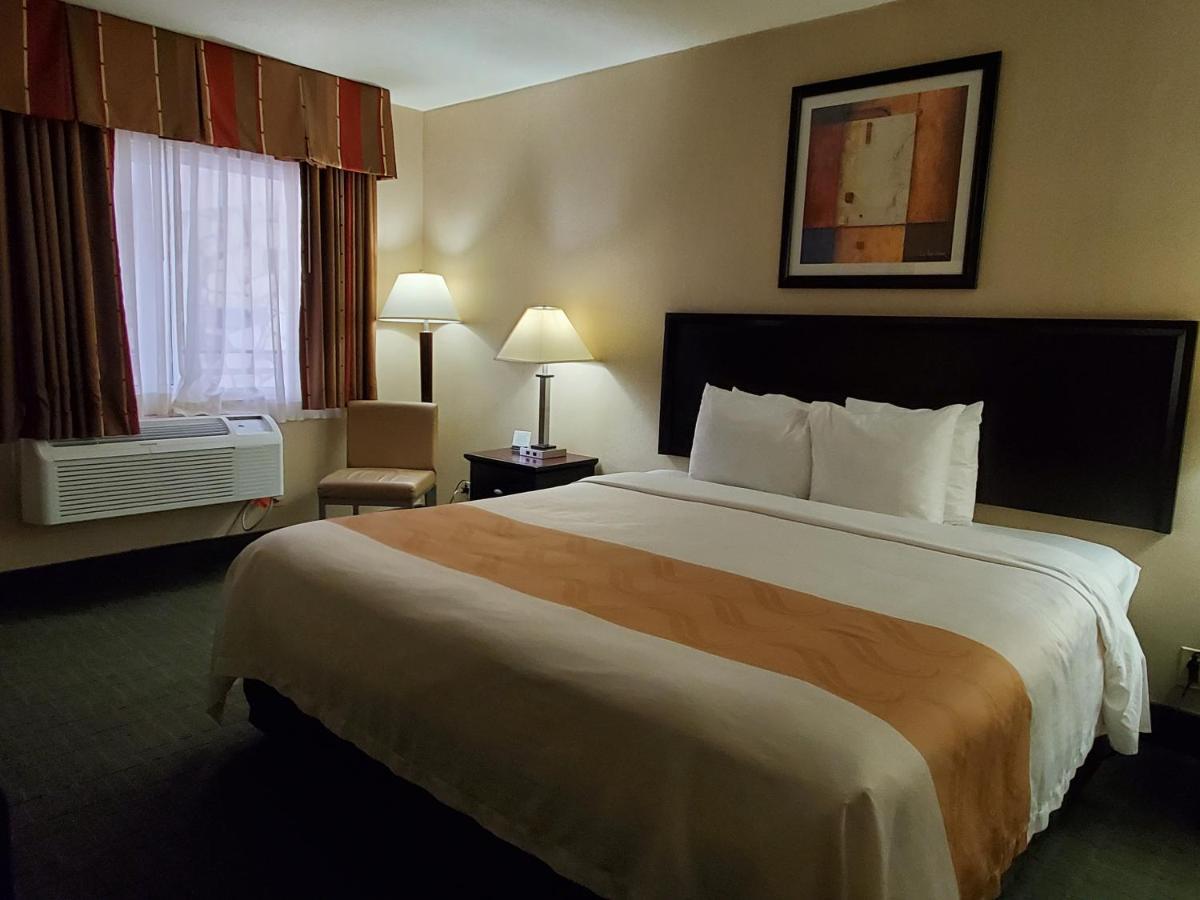 Quality Inn & Suites Anaheim At The Park Экстерьер фото