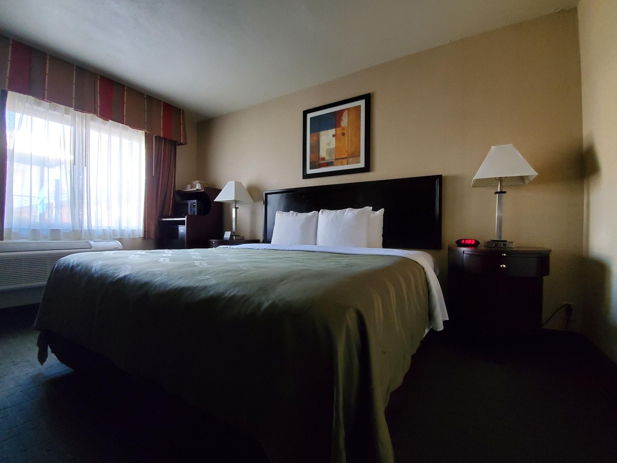 Quality Inn & Suites Anaheim At The Park Экстерьер фото