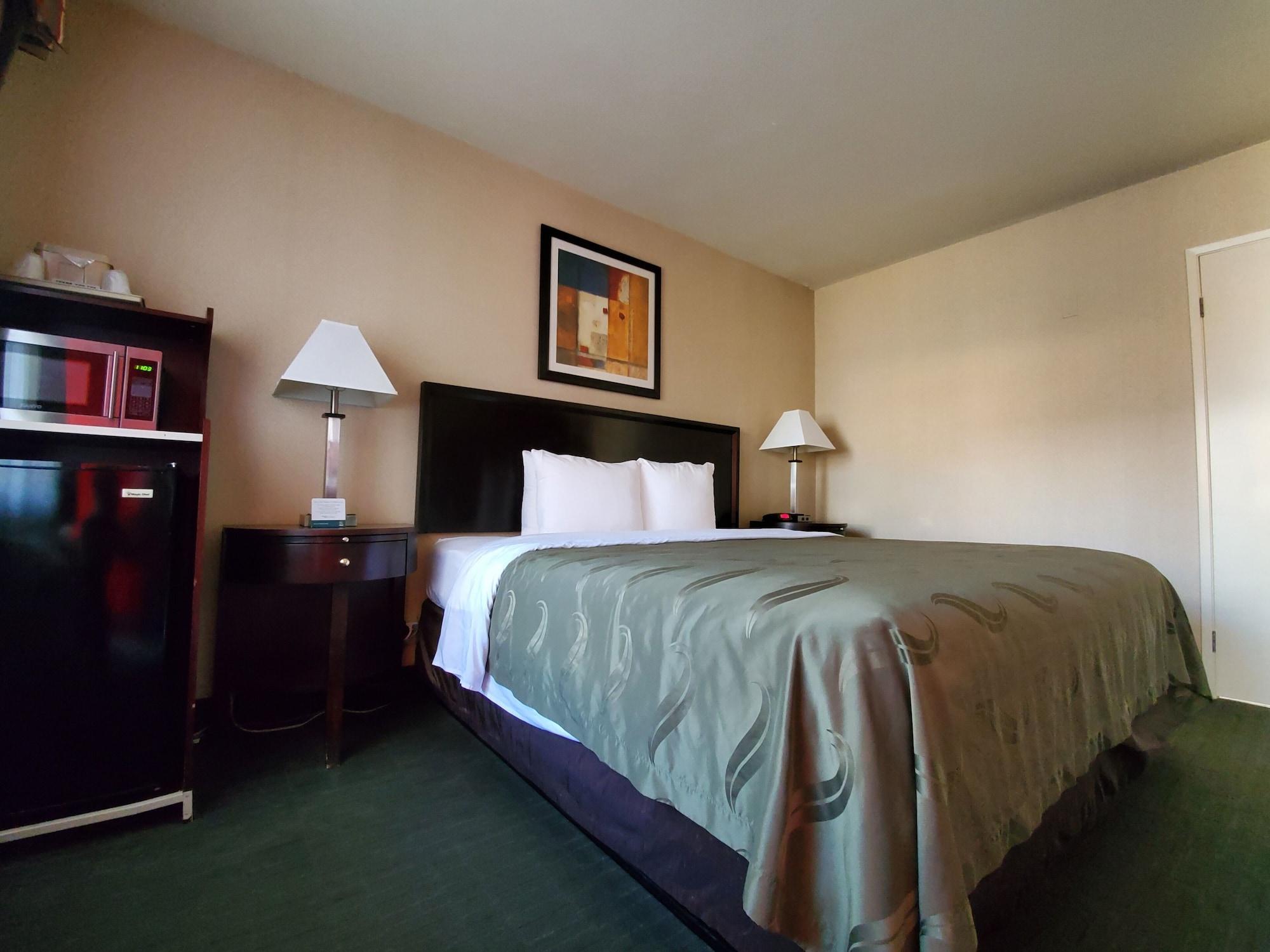 Quality Inn & Suites Anaheim At The Park Экстерьер фото