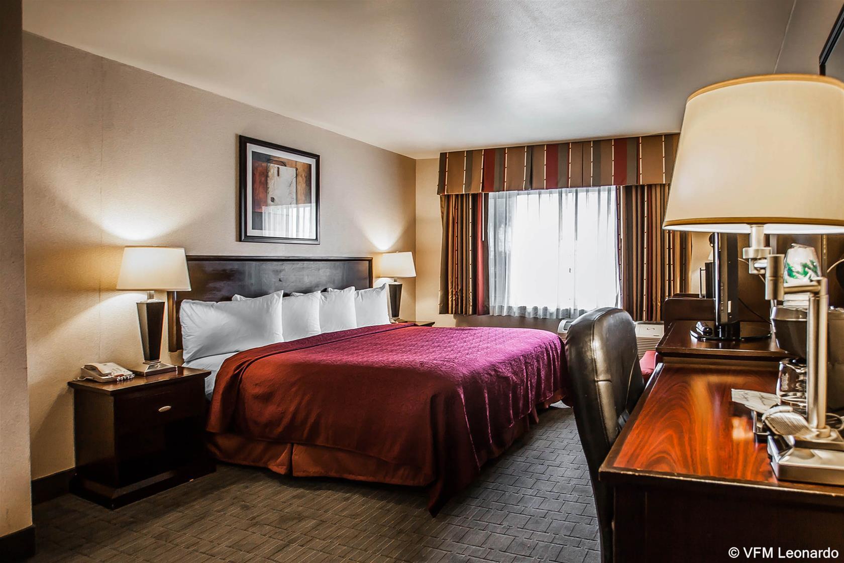 Quality Inn & Suites Anaheim At The Park Экстерьер фото