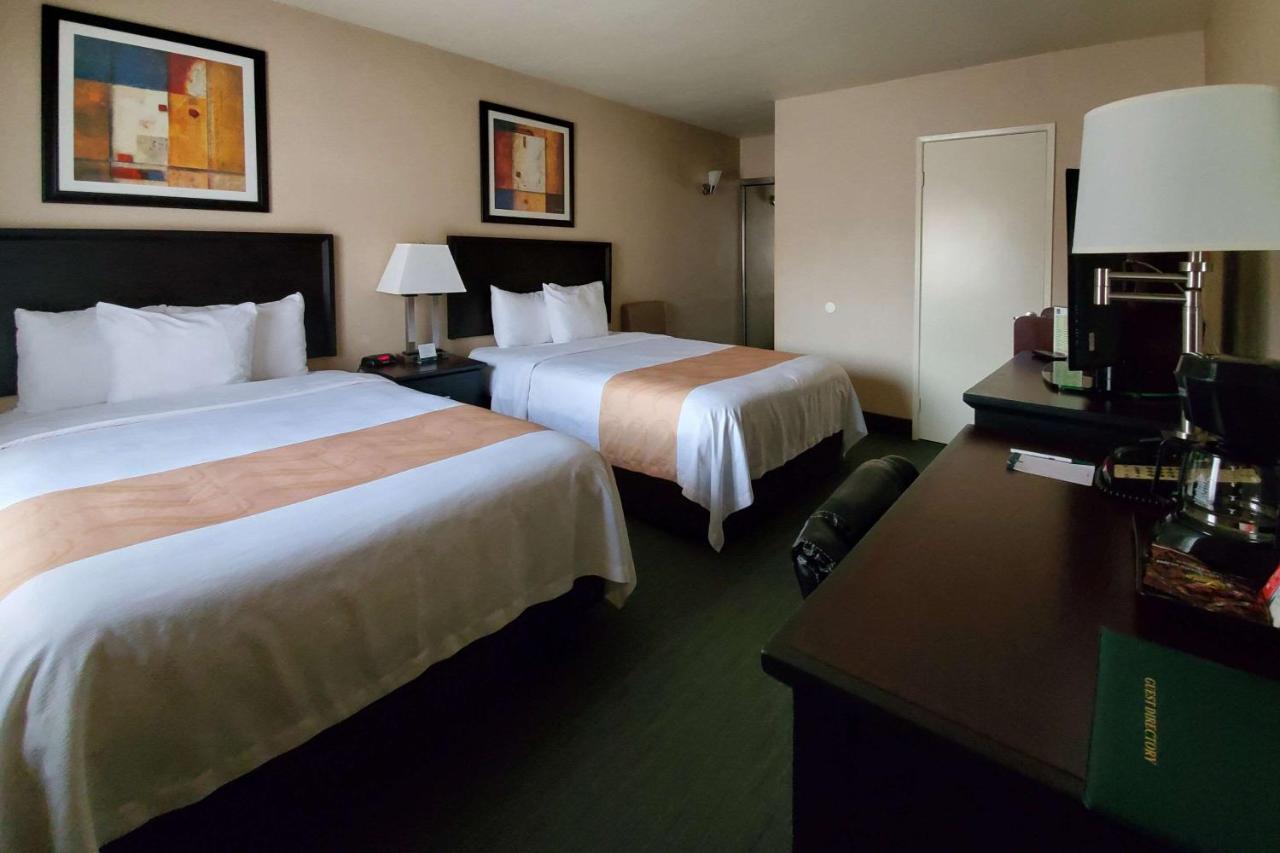Quality Inn & Suites Anaheim At The Park Экстерьер фото